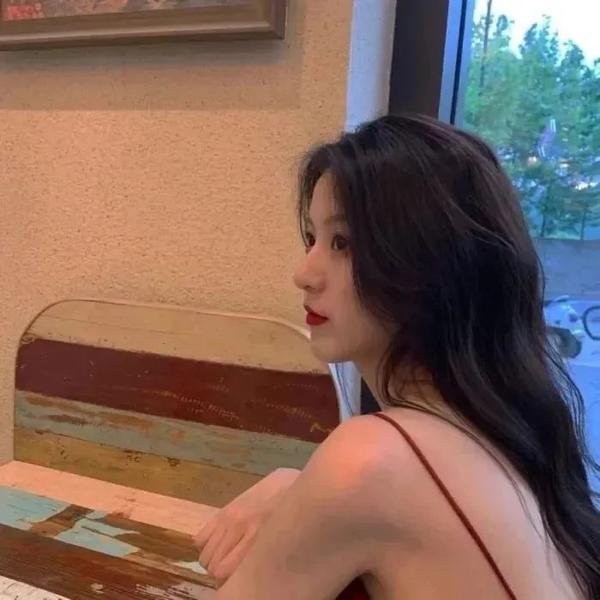 无法触碰的她 在线观看